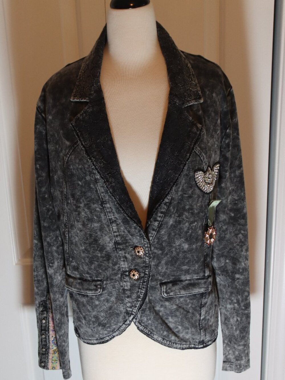 Aratta "Colonel Jacket" Washed Carcoal Black Crystal Button Front  Size Large